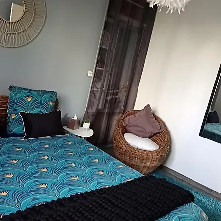 La Cachette Maison 6 Personnes 3 Avec Jardin *